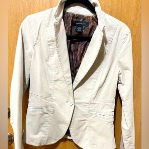 Calvin Klein women’s Blazer/coat tan/cream. Great condition. Jacket, suit coat